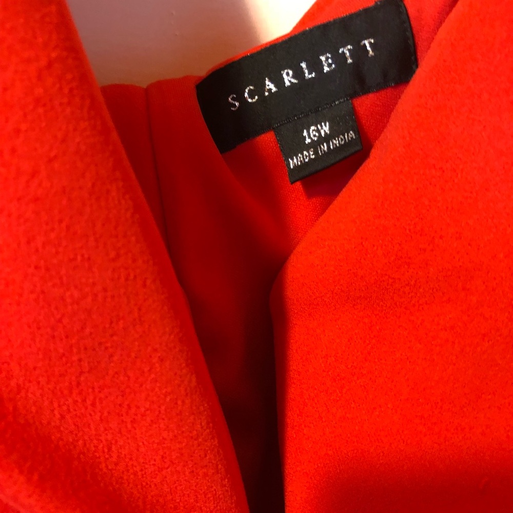 SCARLETT RED DRESS - Picture 3 of 8